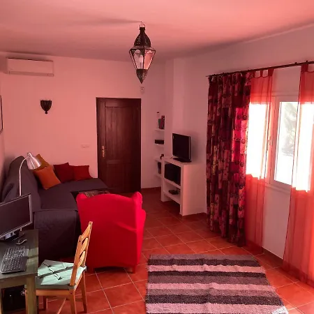Country house Casandalusi *